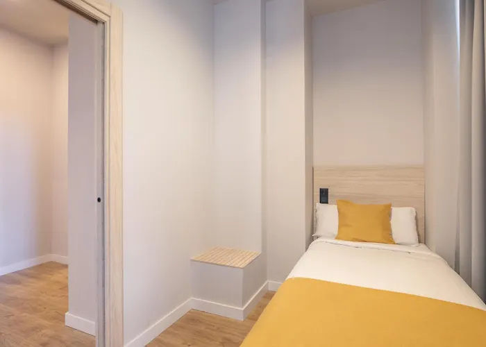 Dorm4you Arena 2 Apart-hotel
