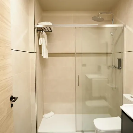 Dorm4you Arena 2 Aparthotel Valencia