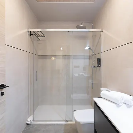 Dorm4you Arena 2 Apartahotel