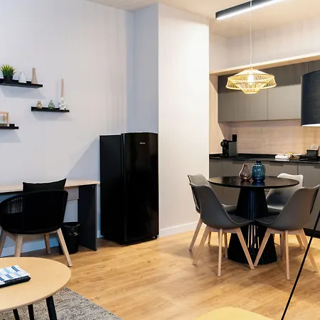 Dorm4you Arena 2 Apartahotel 4*