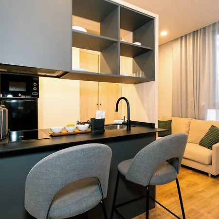 Dorm4you Arena 2 4* فالنسيا